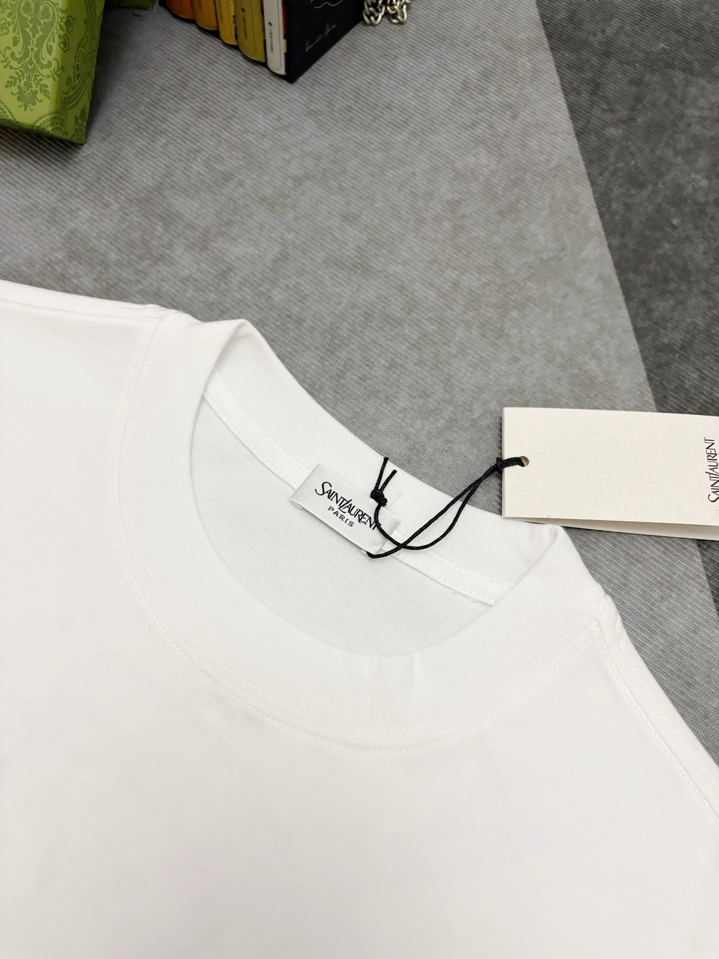 P135💰 YSL T 【YSL ， 】 New Arrival ， Premium Versatile ， Same Style YSL ， YSLClassic ， 、 、 ， ， 。 300 ， ， 。 ， 。 ， ， ！！ Sizes：S、M、L、XL、XXL